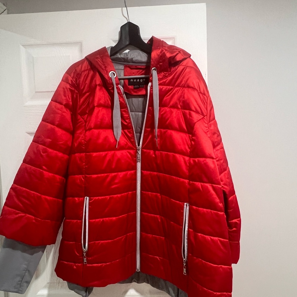 Nuage Women's Red Puffer Jacket